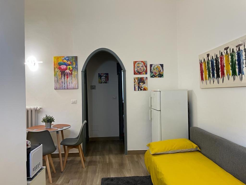Bilocale Zona Citta' Studi Milão Exterior foto