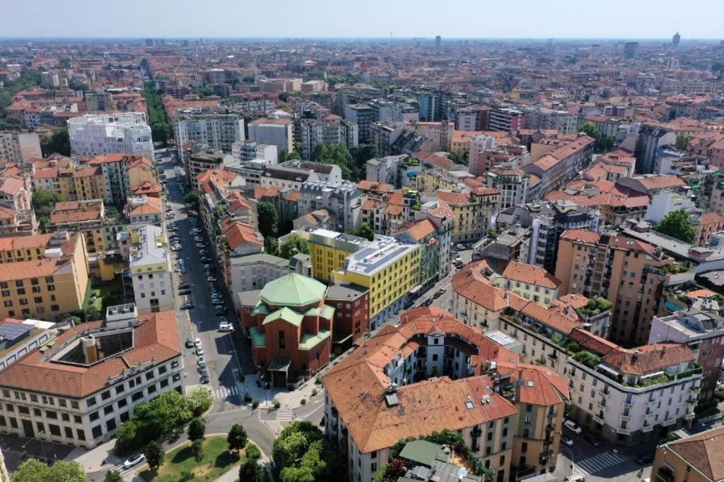 Bilocale Zona Citta' Studi Milão Exterior foto